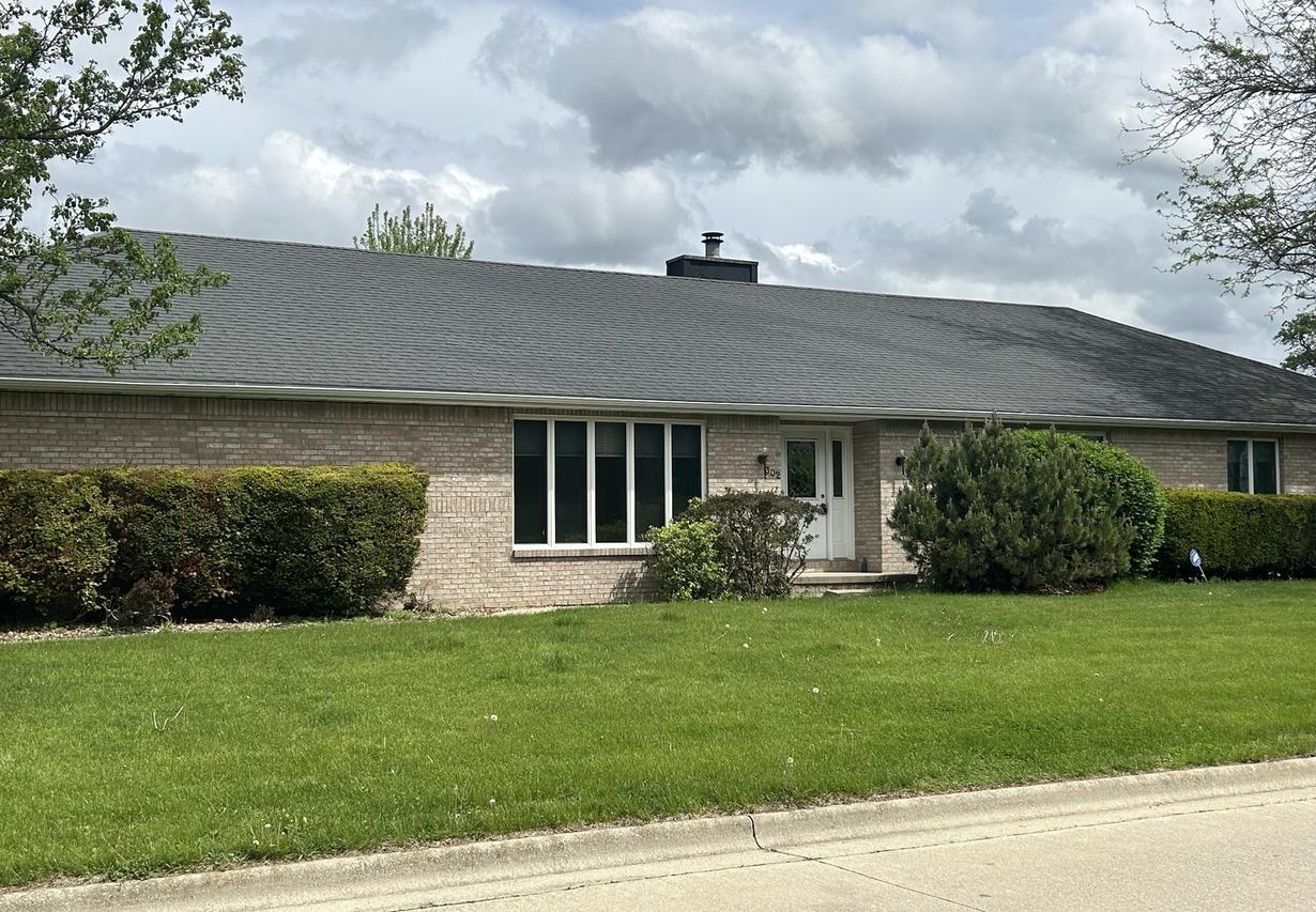 302 Kelly Dr., Normal, IL 61761