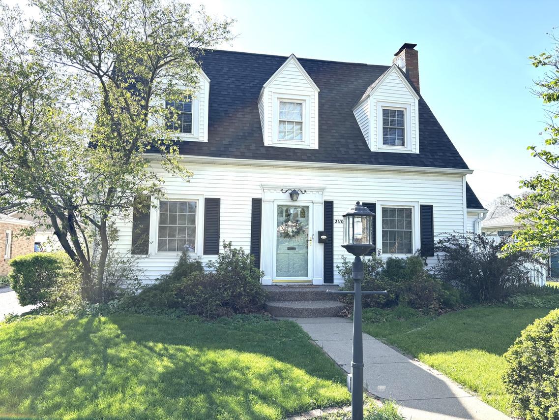2110 29th St., Rock Island, IL 61201