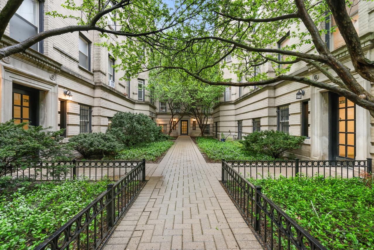 2730 N Pine Grove Ave. #1N, Chicago, IL 60614