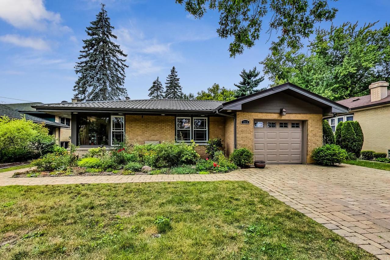 1314 Tyrell Ave., Park Ridge, IL 60068