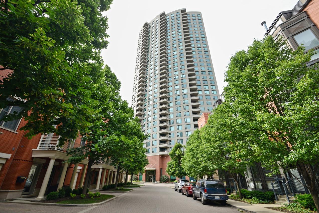 501 N Clinton St. #1303, Chicago, IL 60654