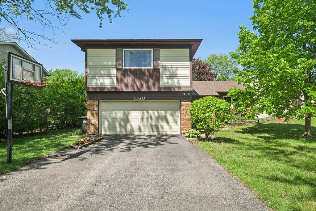 1160 Bramble Ave., Bolingbrook, IL 60490