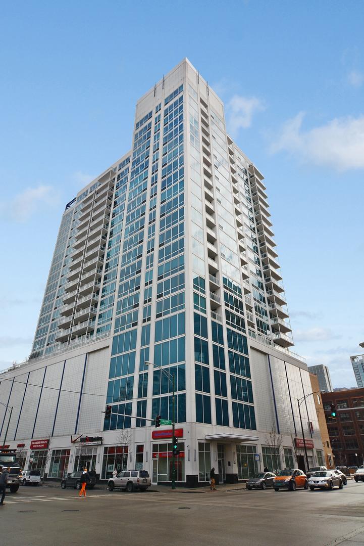 757 N Orleans St. #1911, Chicago, IL 60654