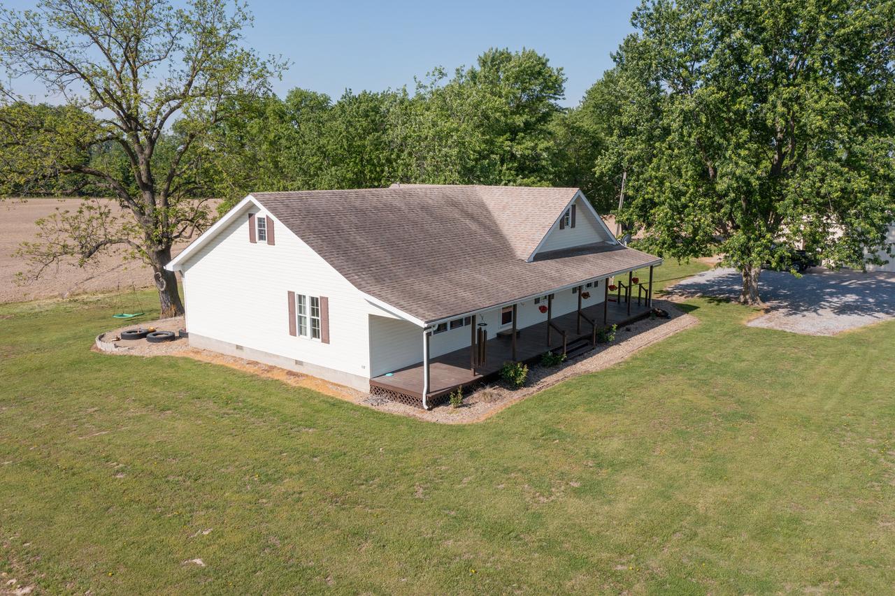 878 County Road 600 N, Sims, IL 62886