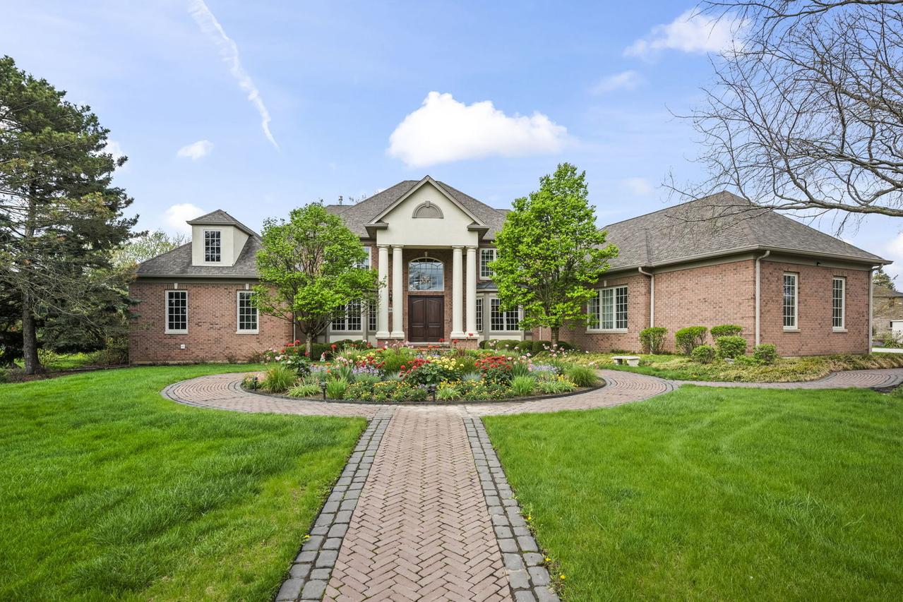 502 Forest View Ave., Elk Grove Village, IL 60007