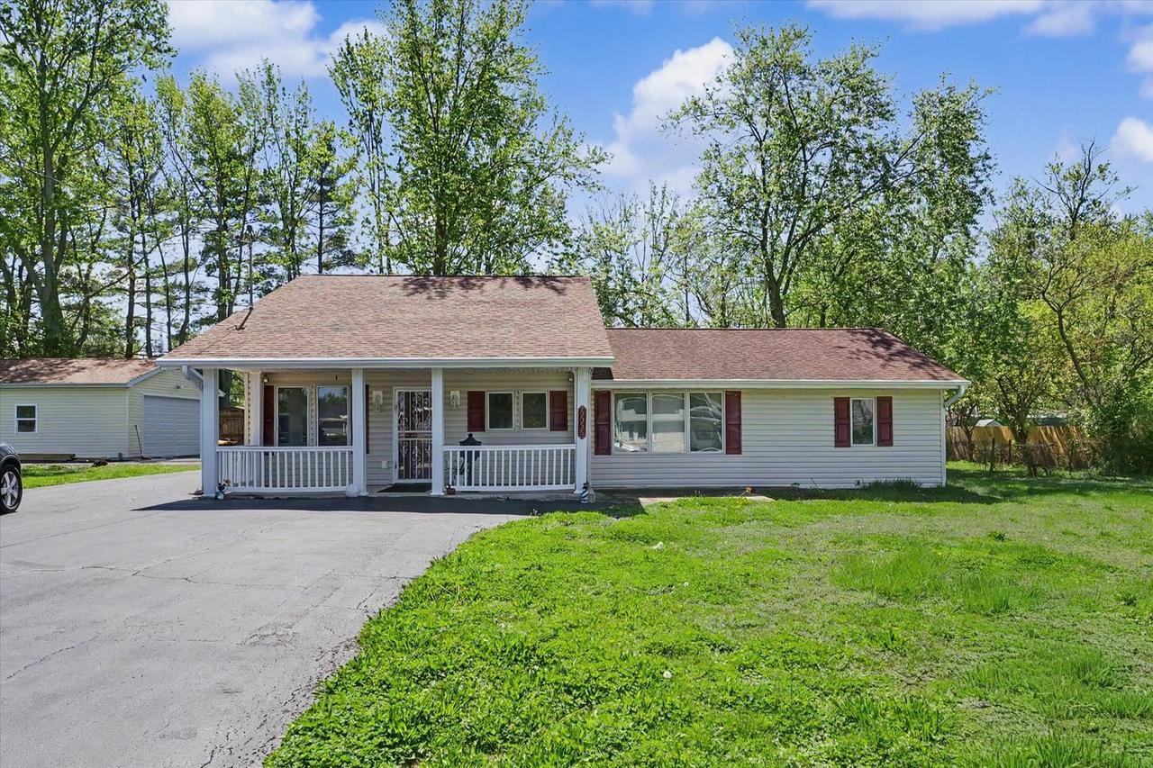 5555 Thrush Ave., Decatur, IL 62521