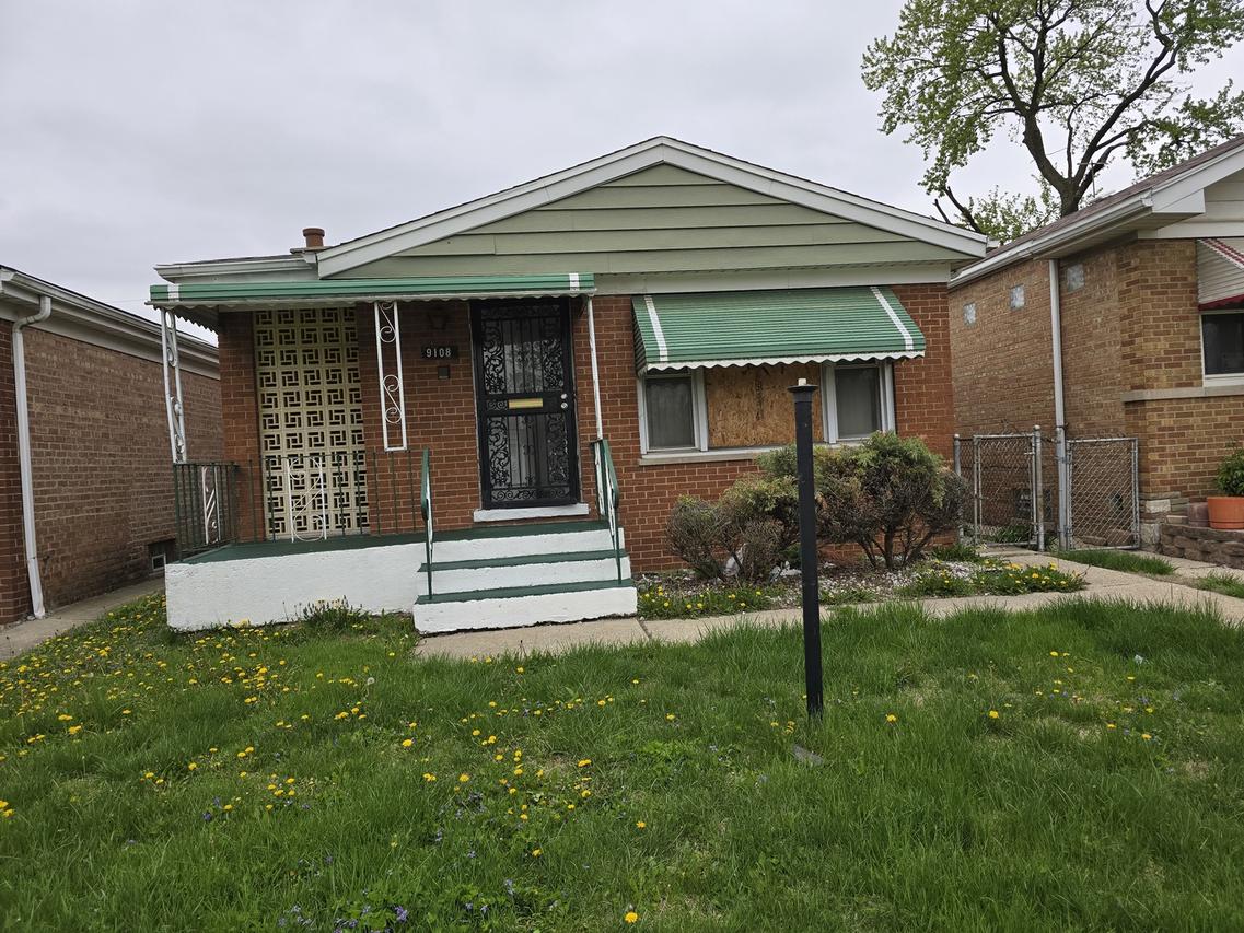 9108 S Wallace St., Chicago, IL 60620