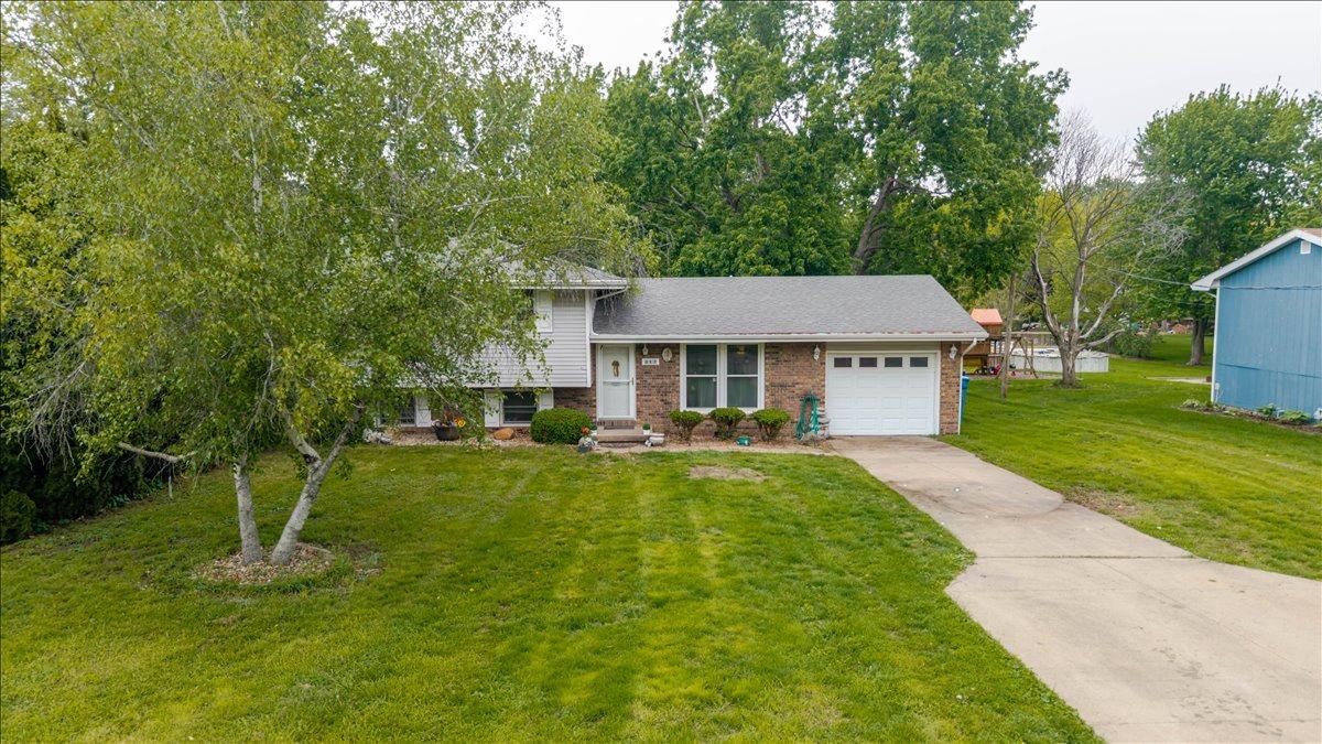 312 E Adams St., Towanda, IL 61776