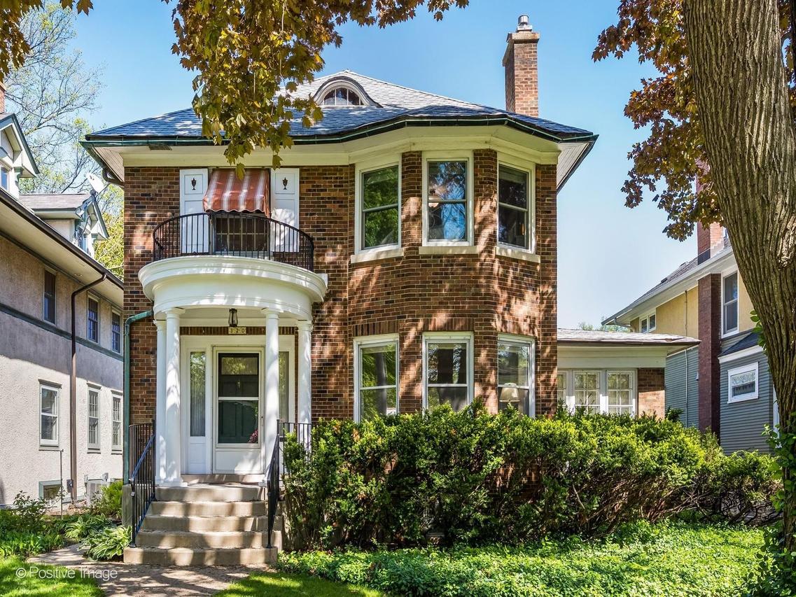 320 N Scoville Ave., Oak Park, IL 60302