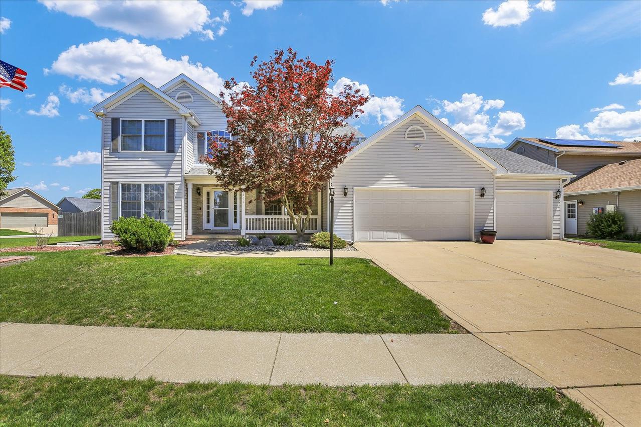 406 Tickseed Ave., Savoy, IL 61874