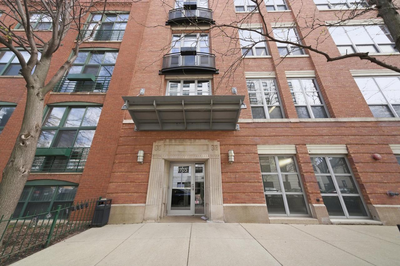 1735 N Paulina St. #605, Chicago, IL 60622