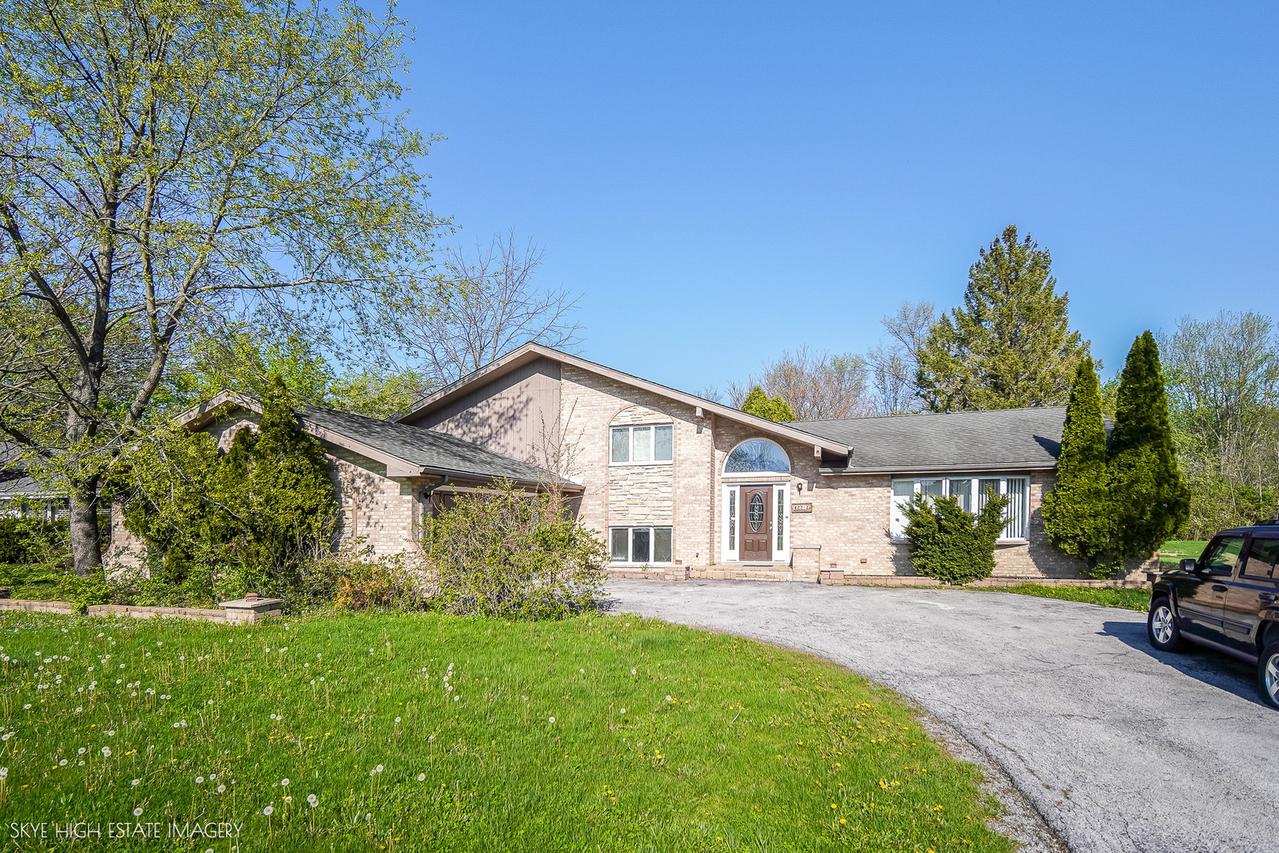 24615 S Mulberry Ln., Crete, IL 60417