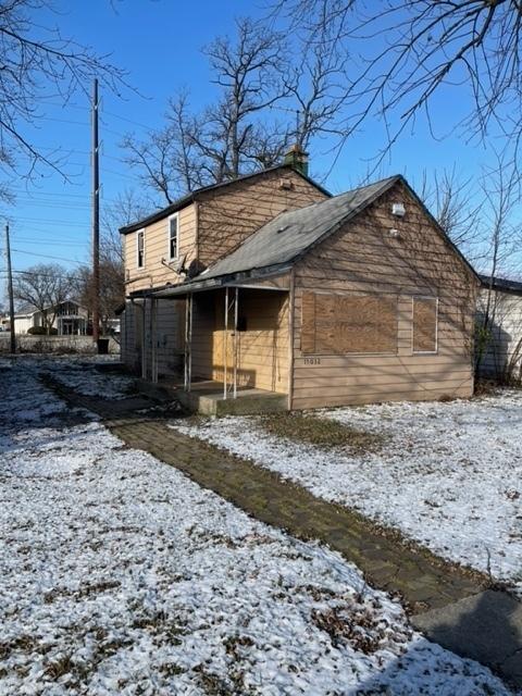 15032 Winchester Ave., Harvey, IL 60426