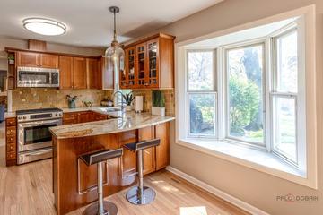 505 Fairlawn Ave., Libertyville, IL 60048