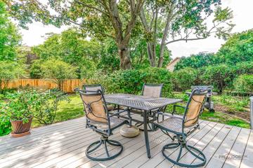 505 Fairlawn Ave., Libertyville, IL 60048