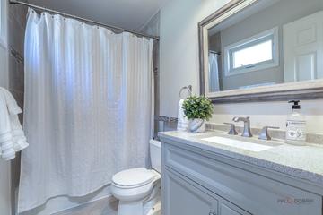 505 Fairlawn Ave., Libertyville, IL 60048