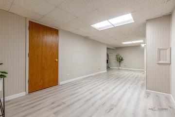 505 Fairlawn Ave., Libertyville, IL 60048