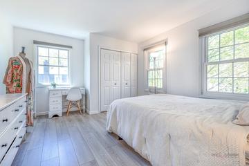 505 Fairlawn Ave., Libertyville, IL 60048