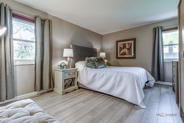505 Fairlawn Ave., Libertyville, IL 60048
