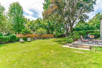 505 Fairlawn Ave., Libertyville, IL 60048