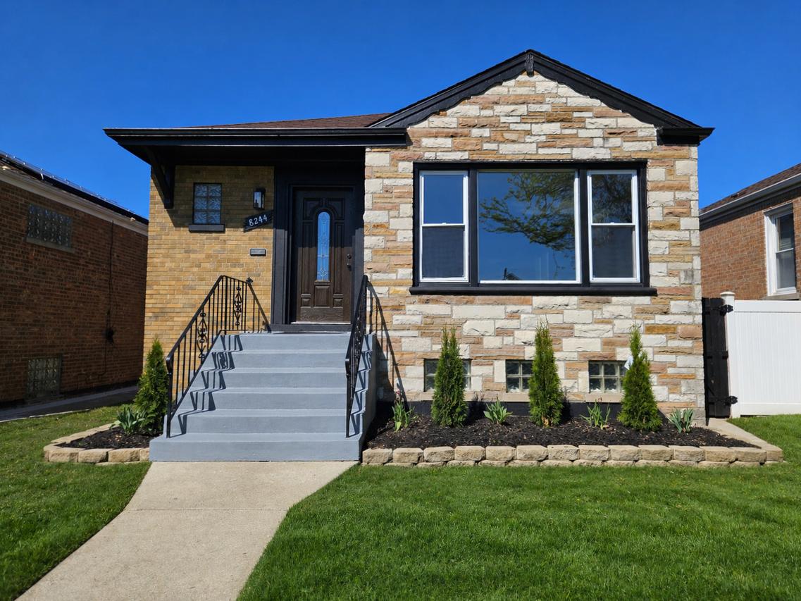 8244 S Troy St., Chicago, IL 60652