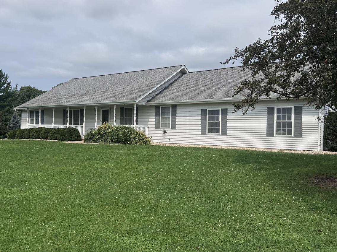 1380 N 1789th Rd., Streator, IL 61364