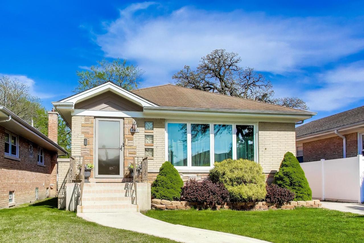 4953 N Normandy Ave., Chicago, IL 60656