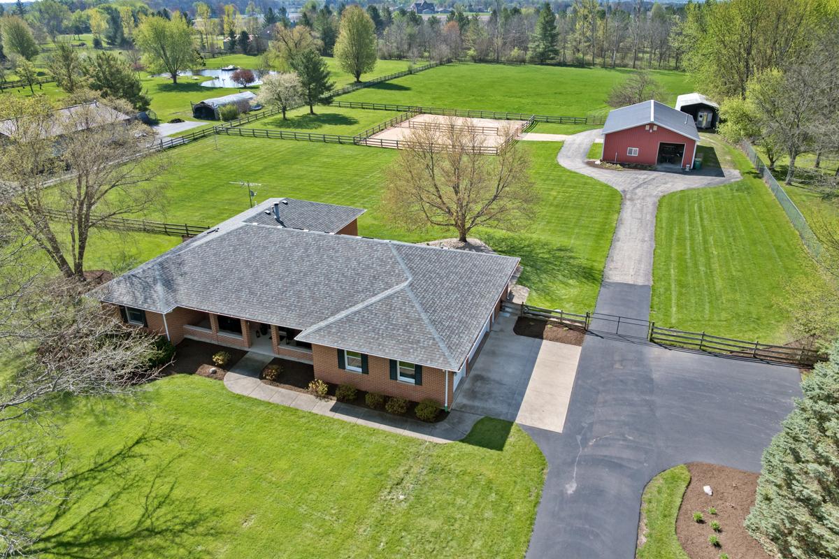 12282 N Grove Rd., Sycamore, IL 60178