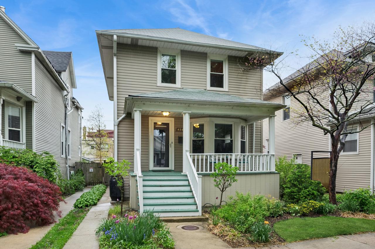 4549 N Springfield Ave., Chicago, IL 60625