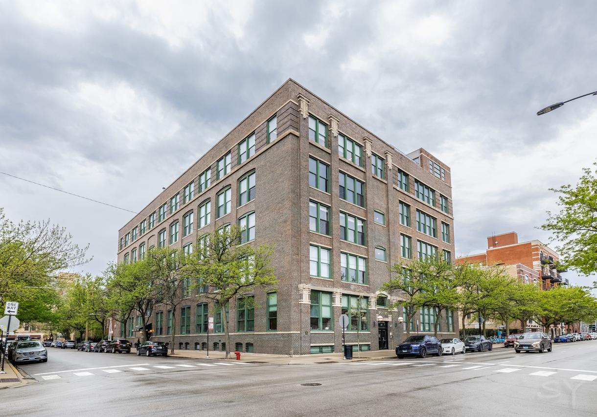 1327 W Washington Blvd. #2G, Chicago, IL 60607
