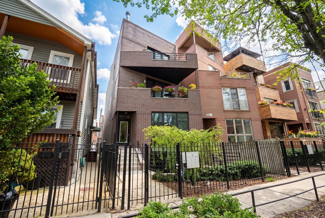 1043 N Winchester Ave. #3, Chicago, IL 60622
