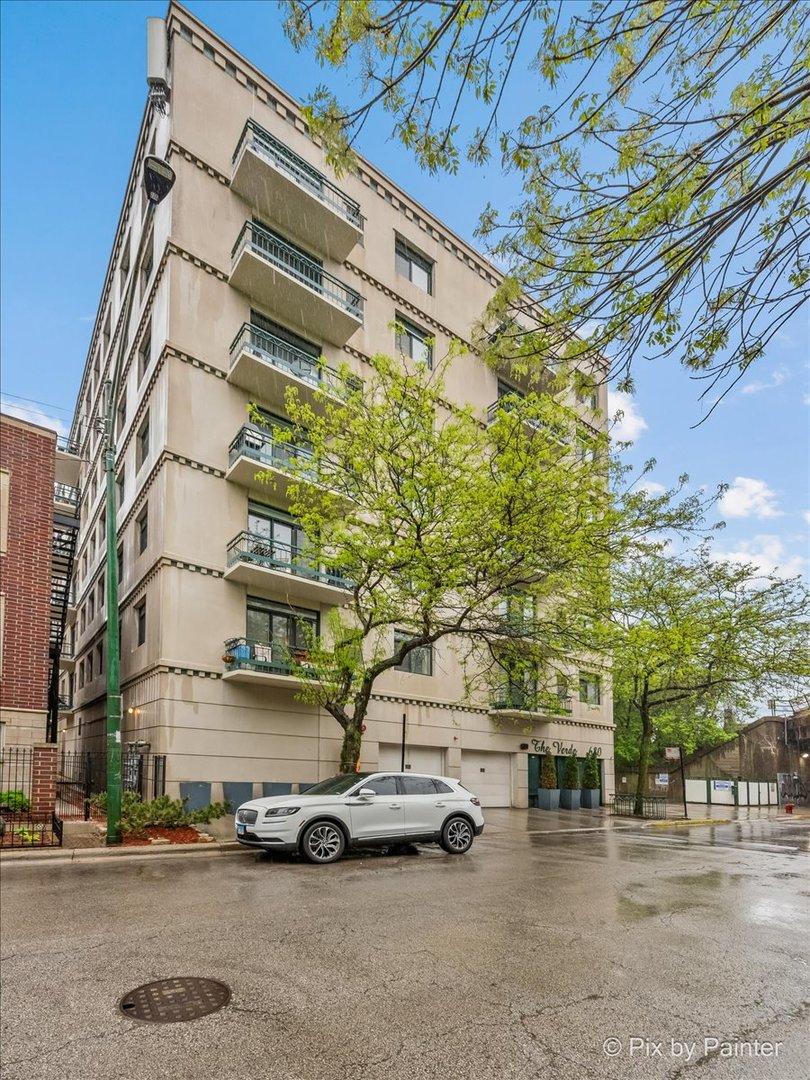 680 N Green St. #605, Chicago, IL 60642
