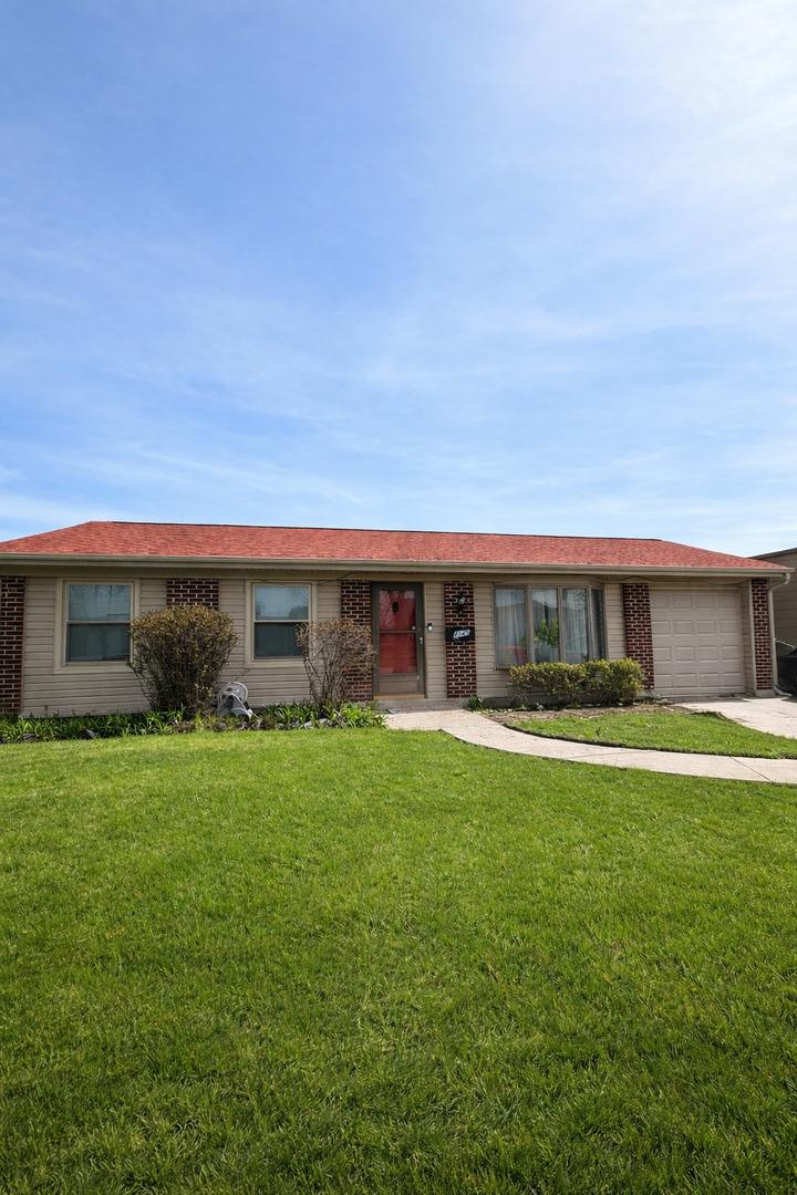 8045 Northway Dr., Hanover Park, IL 60133