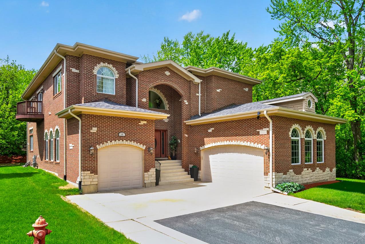 4 Dani Ln., Schaumburg, IL 60173
