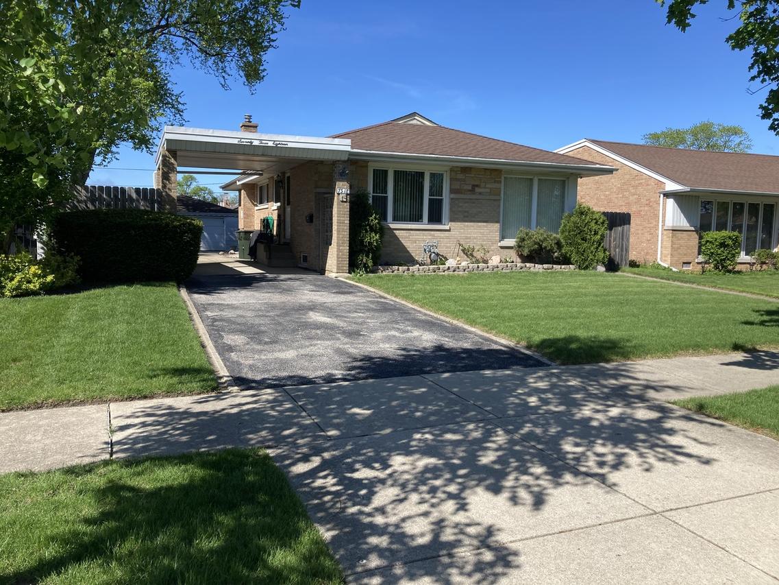 7318 W Lill St., Niles, IL 60714