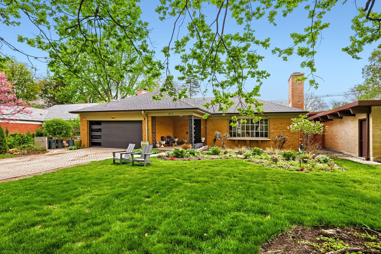 815 Franklin Ave., River Forest, IL 60305
