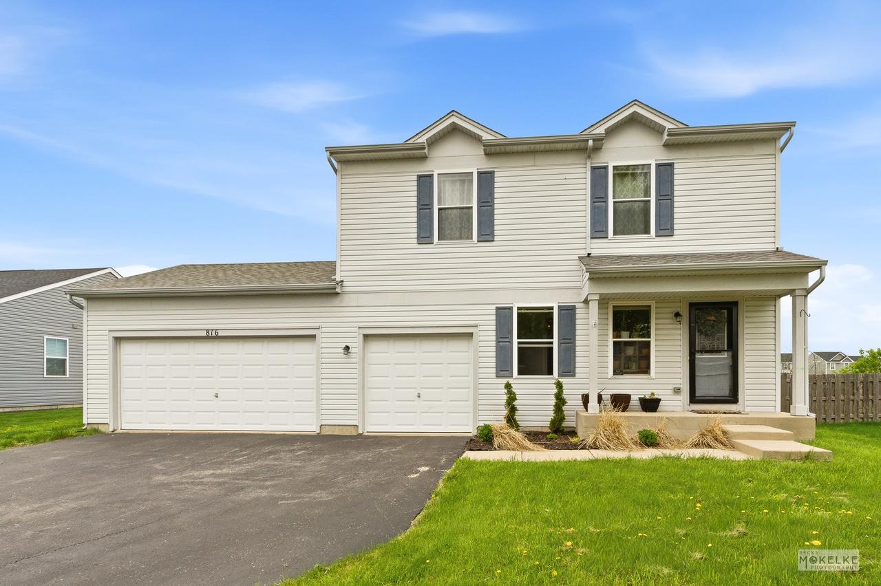 816 Kennedy St., Waterman, IL 60556
