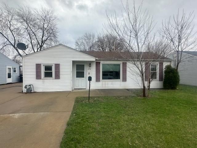 376 Belle Aire Ave., Bourbonnais, IL 60914