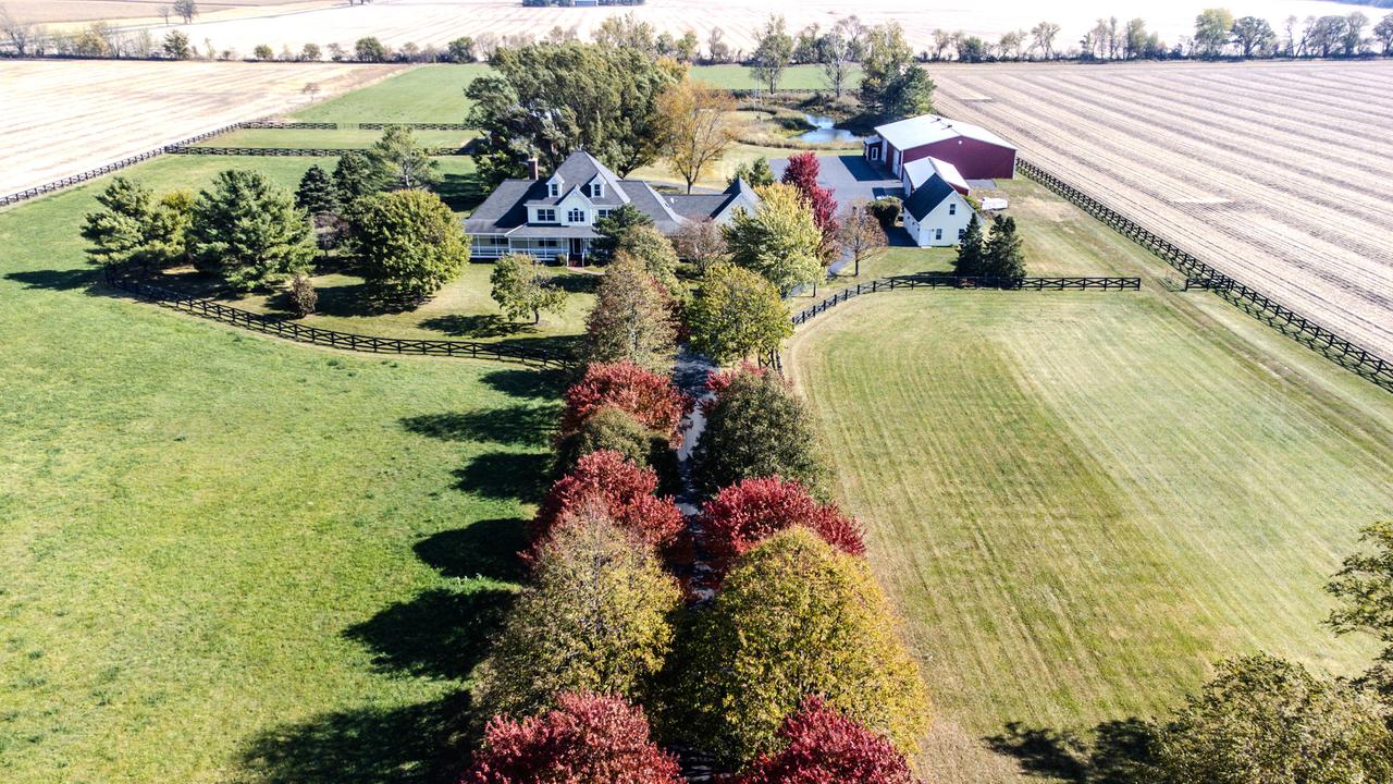 9N321 Barron Rd., Maple Park, IL 60151
