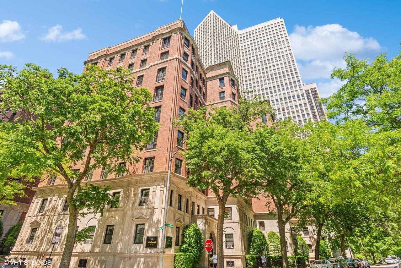 2608 N Lakeview Ave. #2D, Chicago, IL 60614