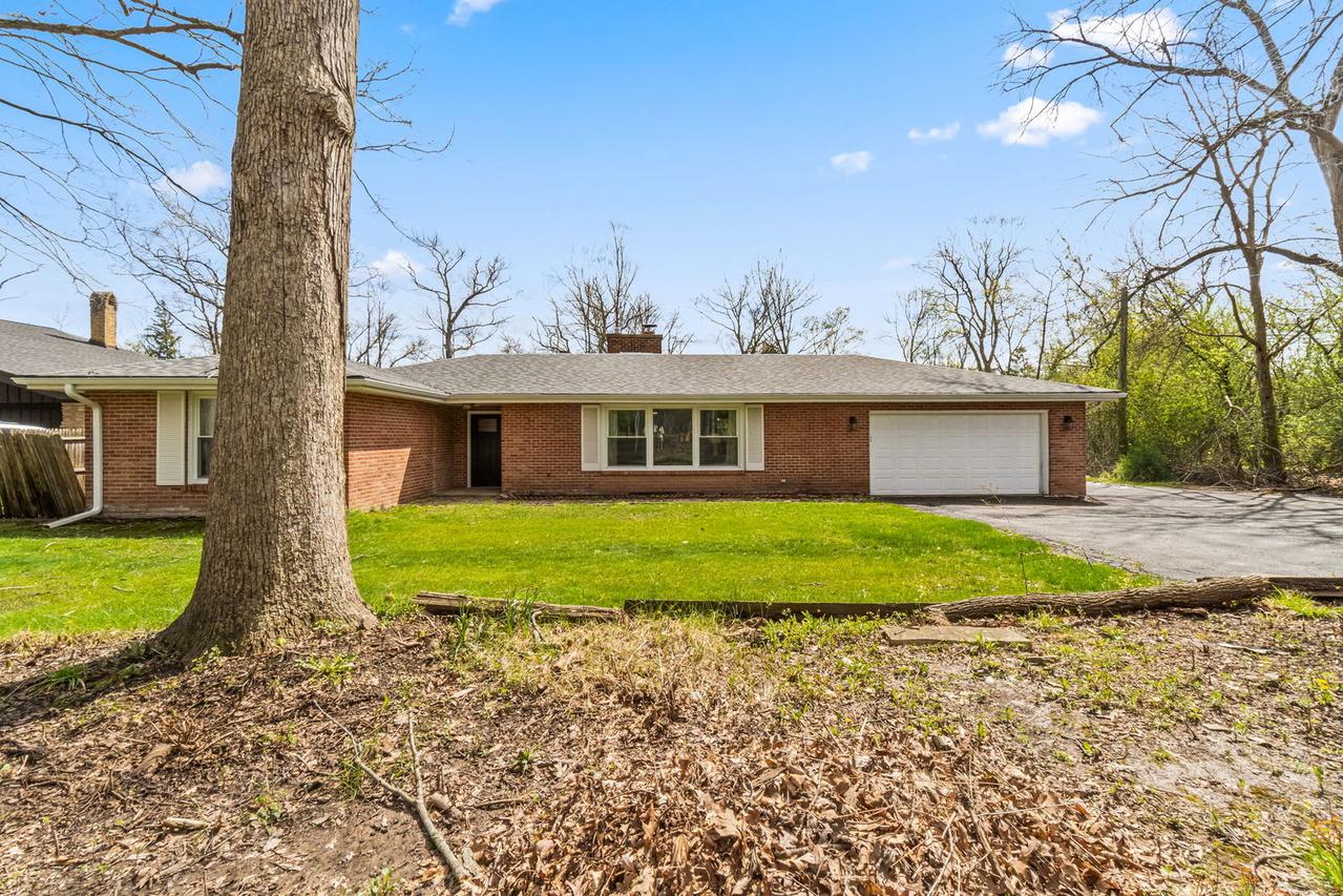 219 E Sheridan Rd., Lake Bluff, IL 60044
