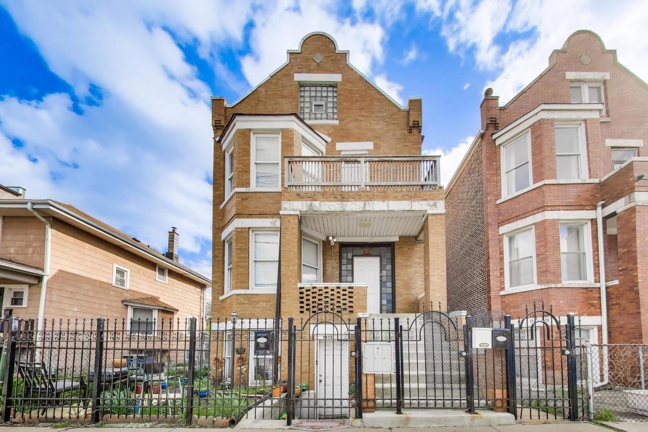 2825 W Pershing Rd., Chicago, IL 60632