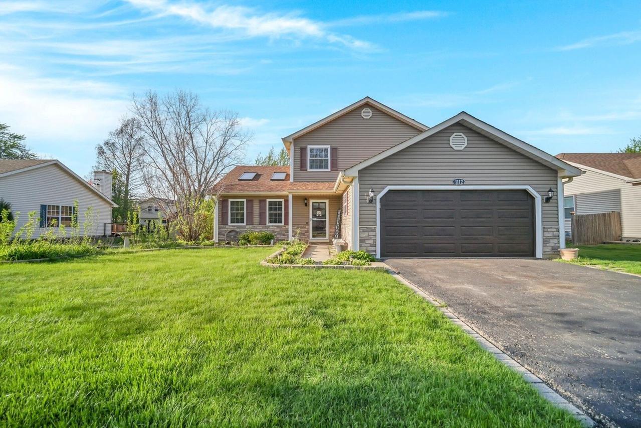 1112 Pheasant Tr., Carol Stream, IL 60188