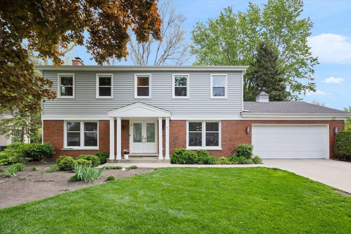 1107 Donegal Ln., Northbrook, IL 60062