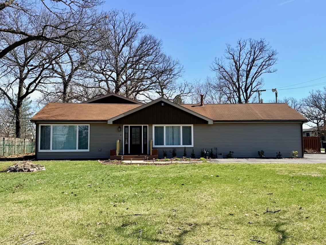 11481 Bell Rd., Lemont, IL 60439