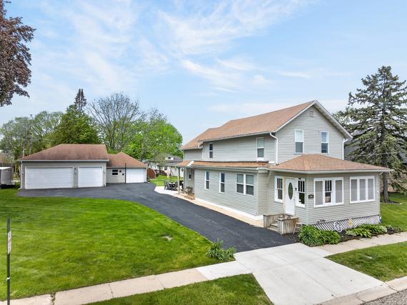 New Homes For Sale This Week That Attend Hampshire Middle School: May 15th to May 21st