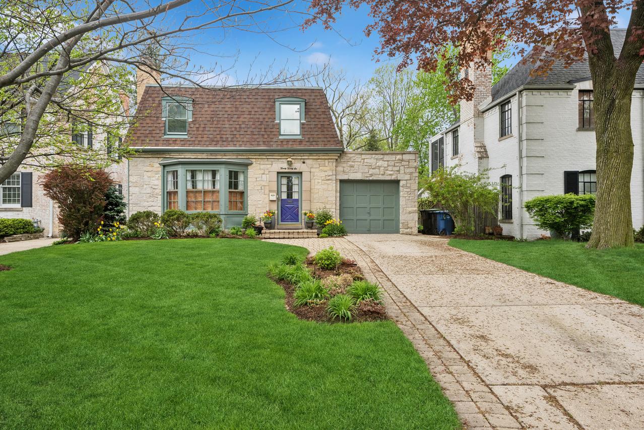 2026 Mcdaniel Ave., Evanston, IL 60201