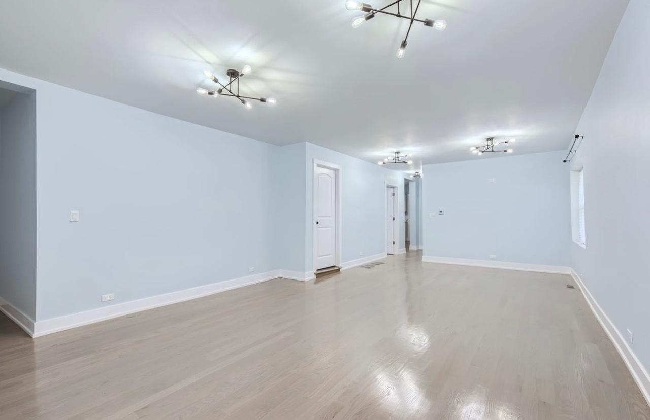 5234 S Carpenter St., Chicago, IL 60609