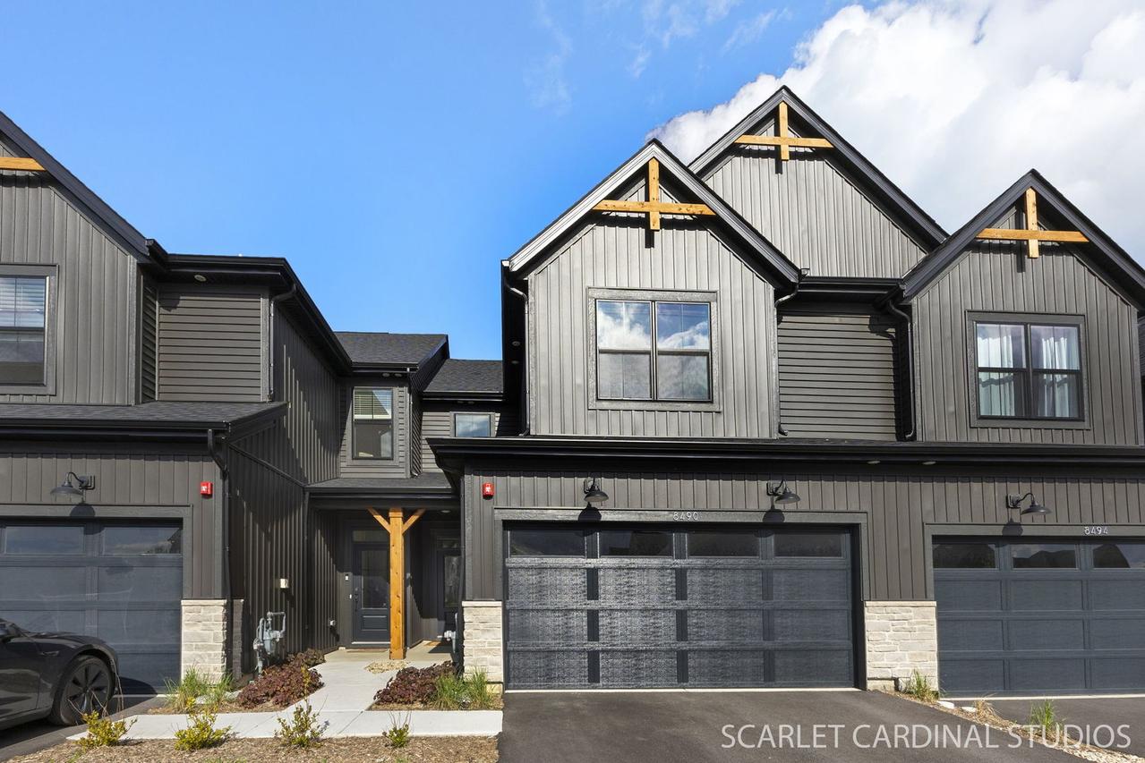 8490 Cornelia Ln., Woodridge, IL 60517