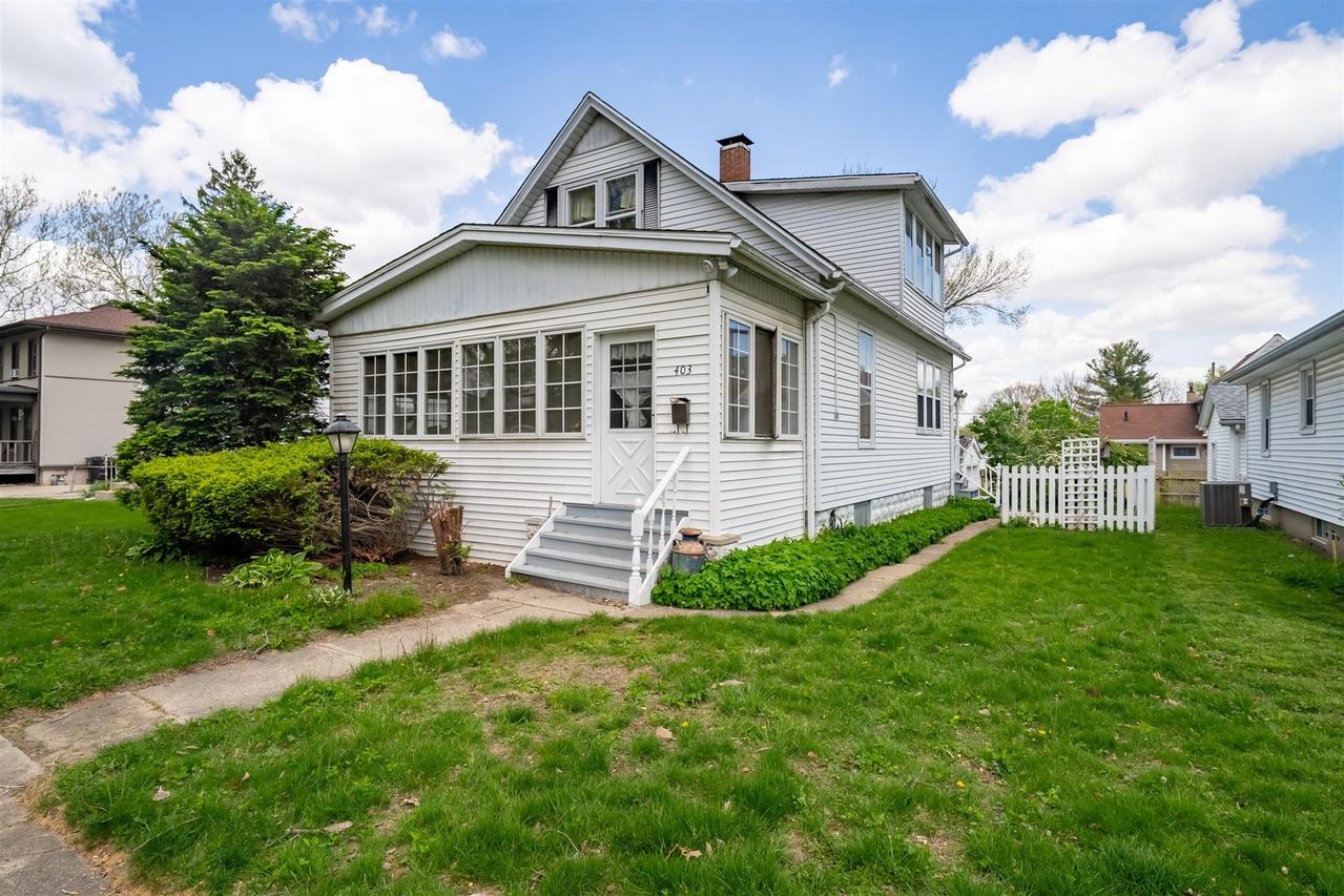 403 W Kelsey St., Bloomington, IL 61701